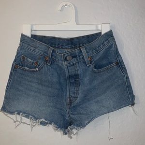 levi’s shorts
